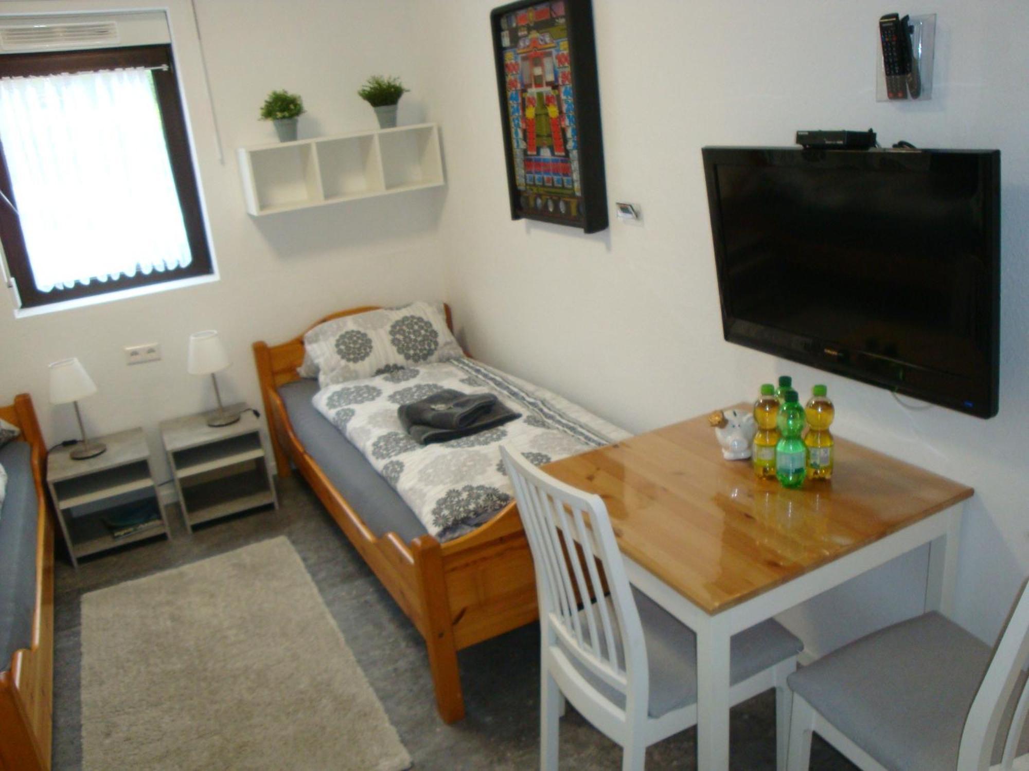 Cenet 1 Zimmer Apartment Sindelfingen Exterior foto